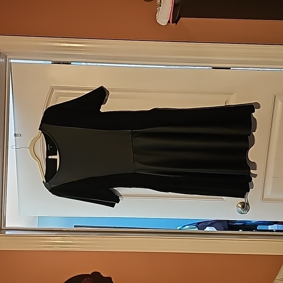 Black skater dress Torrid size 1 - Picture 2 of 4